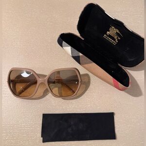 Burberry Women's Beige Sunglasses with Case